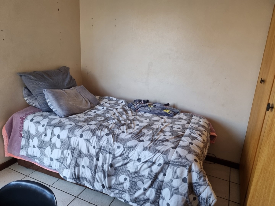 4 Bedroom Property for Sale in Pellissier Free State